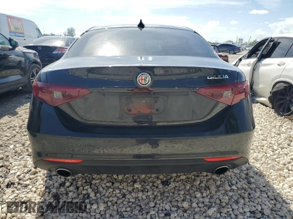 2019 Alfa Romeo Giulia Sport with VIN ZARFAMAN4K7621704, listed as a Copart auction lot 70290444 with 50,015 mi miles and Non Repairable. Bid and sale history available at carsss.com. Image 6.