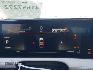 2024 Nissan ARIYA Evolve+ z VIN JN1BF0BA0RM435574, wystawiony jako IAAI lot #41657272 z przebiegiem 2 636 mil mil oraz . Historia ofert i sprzedaży dostępna na DreamBid. Obrazek 17.