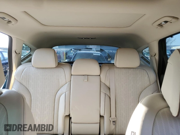 2022 Genesis GV80 with VIN KMUHBDSB1NU096639, listed as a Copart auction lot 47639035 with 25,105 mi miles and Salvage title. Bid and sale history available at DreamBid. Image 10.