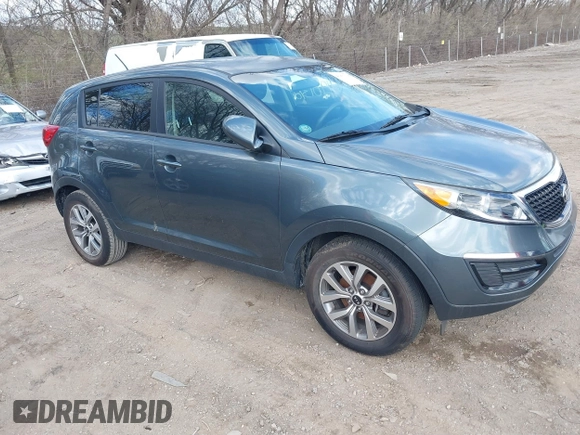 2015 Kia Sportage LX with VIN KNDPB3AC9F7737796, listed as a IAAI auction lot 41901318 with 109,625 mi miles and . Bid and sale history available at carsss.com. Image 1.