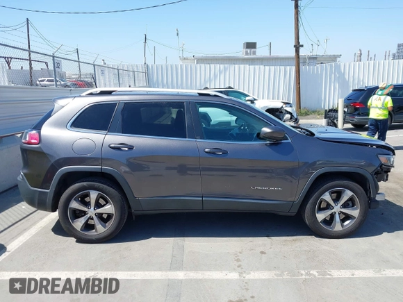 2019 Jeep Cherokee Limited with VIN 1C4PJMDX7KD167722, listed as a IAAI auction lot 42354242 with 68,775 mi miles and . Bid and sale history available at DreamBid. Image 14.