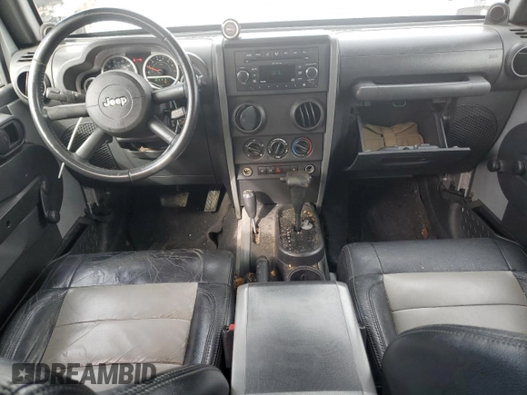 2008 Jeep Wrangler Unlimited Rubicon with VIN 1J4GA69178L643704, listed as a Copart auction lot 47472055 with 208,597 mi miles and Clean Title. Bid and sale history available at carsss.com. Image 8.