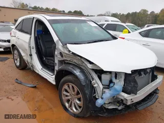 2017 Acura RDX w/Technology Pkg with VIN 5J8TB4H59HL022329, listed as a IAAI auction lot 40912928 with 61,179 mi miles. Bid and sale history available at carsss.com. Image 1.