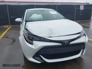 2022 Toyota Corolla Hatchback SE with VIN JTND4MBE2N3182758, listed as a IAAI auction lot 41851230 with 13,471 mi miles. Bid and sale history available at carsss.com. Image 6.