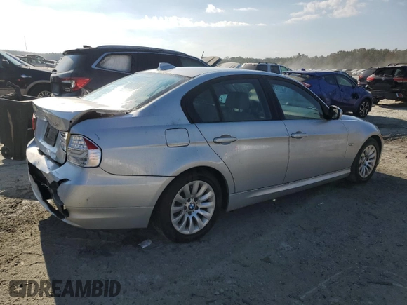 2009 BMW 3 Series 328i with VIN WBAPH775X9NM28706, listed as a Copart auction lot 73389384 with 92,892 mi miles and Salvage Title. Bid and sale history available at carsss.com. Image 3.