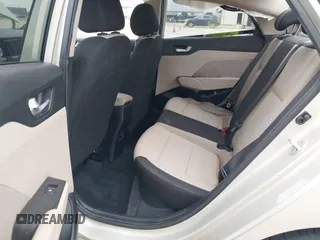 2019 Hyundai Accent Limited with VIN 3KPC34A3XKE046370, listed as a IAAI auction lot 41612539 with 71,270 mi miles. Bid and sale history available at carsss.com. Image 8.