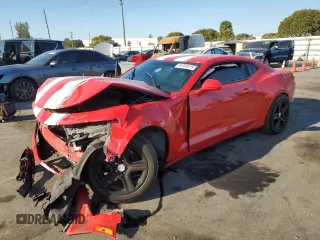 2019 Chevrolet Camaro 1LT z VIN 1G1FB1RS2K0138214, wystawiony jako Copart lot #49703575 z przebiegiem 34 169 mil mil oraz Nie do naprawy • Non repairable. Historia ofert i sprzedaży dostępna na DreamBid. Obrazek 1.
