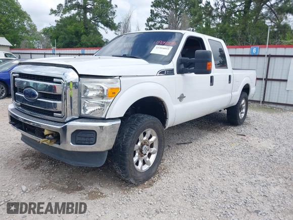 2014 Ford Super Duty F-250 SRW XL with VIN 1FT7W2BT5EEA34333, listed as a IAAI auction lot 41904055 with 200,348 mi miles. Bid and sale history available at carsss.com. Image 2.