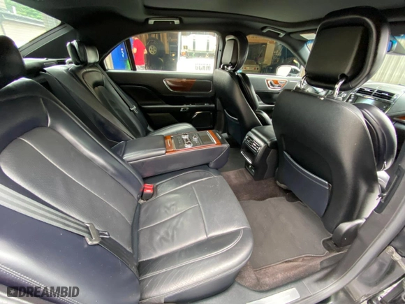 2017 Lincoln Continental Livery with VIN 1LN6L9HK3H5603871, listed as a Copart auction lot 73958254 with 96,640 mi miles and Clean Title. Bid and sale history available at carsss.com. Image 6.