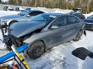 2021 Kia Forte LXS with VIN 3KPF24AD7ME356181, listed as a Copart auction lot 46639845 with 40,210 mi miles and Salvage Title. Bid and sale history available at carsss.com. Image 1.