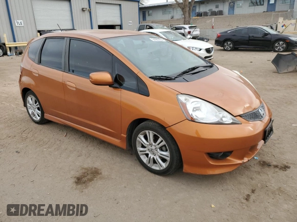 2009 Honda Fit Sport z VIN JHMGE88429S025410, wystawiony jako Copart lot #84963934 z przebiegiem 122 807 mil mil oraz Szkoda całkowita • Salvage title. Historia ofert i sprzedaży dostępna na DreamBid. Obrazek 4.