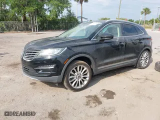 2016 Lincoln MKC Reserve with VIN 5LMCJ3C94GUJ04444, listed as a IAAI auction lot 41867829 with NaN miles. Bid and sale history available at carsss.com. Image 18.
