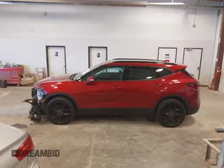2021 Chevrolet Blazer LT z VIN 3GNKBJRS2MS520283, wystawiony jako IAAI lot #42059583 z przebiegiem 81 284 mil mil oraz . Historia ofert i sprzedaży dostępna na DreamBid. Obrazek 14.