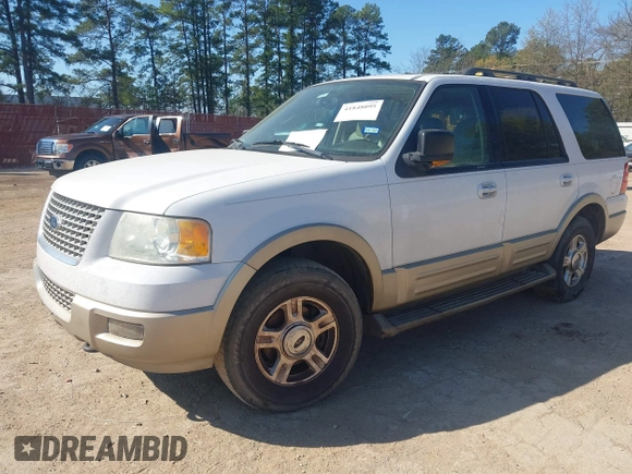 2005 Ford Expedition Eddie Bauer with VIN 1FMFU18575LB13711, listed as a IAAI auction lot 41848095 with 220,189 mi miles. Bid and sale history available at carsss.com. Image 2.