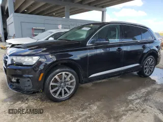 2017 Audi Q7 Premium Plus with VIN WA1LAAF7XHD004897, listed as a Copart auction lot 54762095 with 124,130 mi miles and Clean Title. Bid and sale history available at DreamBid. Image 1.