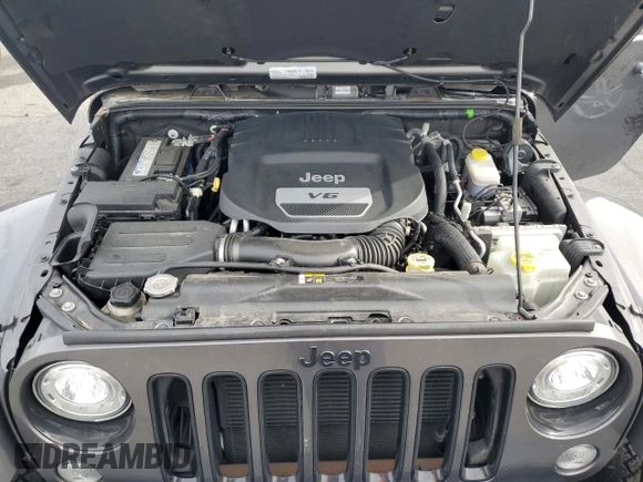 2018 Jeep Wrangler Unlimited Sahara with VIN 1C4BJWEG8JL821569, listed as a Copart auction lot 57949745 with 40,048 mi miles and Salvage title. Bid and sale history available at DreamBid. Image 12.