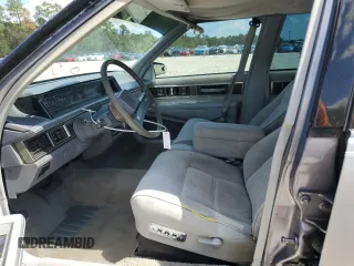 1991 Oldsmobile 88 z VIN 1G3HY54C4MH336805, wystawiony jako Copart lot #73367654 z przebiegiem 168 436 mil mil oraz Szkoda całkowita • Salvage title. Historia ofert i sprzedaży dostępna na DreamBid. Obrazek 7.