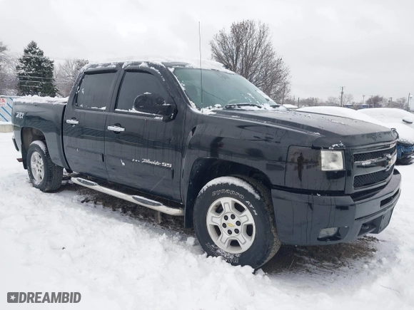 2007 Chevrolet Silverado 1500 LT w/1LT with VIN 3GCEK13397G532381, listed as a IAAI auction lot 41164920 with 212,354 mi miles. Bid and sale history available at carsss.com. Image 1.