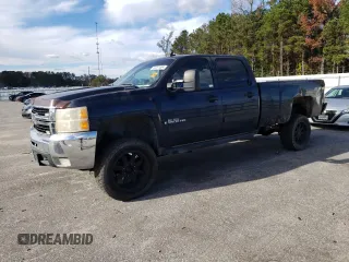 2008 Chevrolet Silverado 3500HD SRW LT w/1LT with VIN 1GCHK33698F172292, listed as a Copart auction lot 82207084 with 355,018 mi miles and Salvage Title. Bid and sale history available at carsss.com. Image 1.