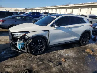 2021 Infiniti QX50 LUXE with VIN 3PCAJ5BB7MF117806, listed as a Copart auction lot 88735235 with 47,712 mi miles and Salvage Title. Bid and sale history available at carsss.com. Image 1.