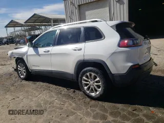 2020 Jeep Cherokee Latitude with VIN 1C4PJLCB5LD586413, listed as a Copart auction lot 45717675 with 138,476 mi miles and Salvage title. Bid and sale history available at DreamBid. Image 2.