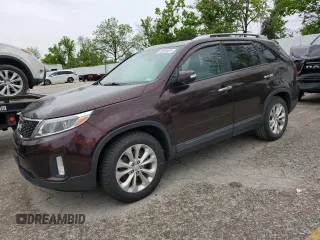 2014 Kia Sorento EX z VIN 5XYKU4A79EG528072, wystawiony jako Copart lot #55526525 z przebiegiem Nie podano mil oraz Czysty tytuł • Clean title. Historia ofert i sprzedaży dostępna na DreamBid. Obrazek 1.