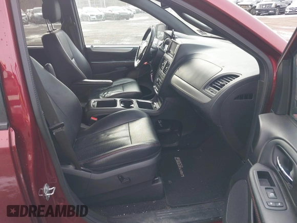 2017 Dodge Grand Caravan GT with VIN 2C4RDGEG4HR847566, listed as a IAAI auction lot 41490746 with 143,558 mi miles and . Bid and sale history available at DreamBid. Image 5.
