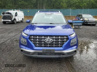2020 Hyundai Venue SEL with VIN KMHRC8A35LU026883, listed as a Copart auction lot 47480575 with 32,879 mi miles and Salvage Title. Bid and sale history available at carsss.com. Image 5.