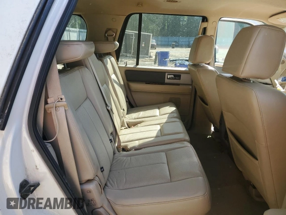2008 Ford Expedition Eddie Bauer z VIN 1FMFU17518LA16767, wystawiony jako Copart lot #53428865 z przebiegiem 400 310 mil mil oraz Szkody całkowita. Historia ofert i sprzedaży dostępna na DreamBid. Obrazek 11.