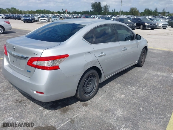 2013 Nissan Sentra SR with VIN 3N1AB7AP7DL659806, listed as a IAAI auction lot 41917386 with 150,565 mi miles. Bid and sale history available at carsss.com. Image 4.