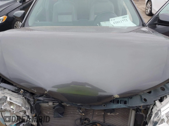2014 Toyota Camry L with VIN 4T4BF1FK6ER364253, listed as a IAAI auction lot 42011773 with 87,051 mi miles. Bid and sale history available at carsss.com. Image 10.