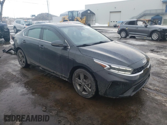 2023 Kia Forte GT-Line with VIN 3KPF34AD5PE627997, listed as a Copart auction lot 46338725 with 34,470 mi miles and Salvage Title. Bid and sale history available at carsss.com. Image 4.