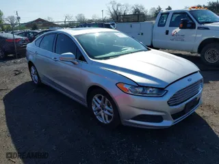 2015 Ford Fusion SE with VIN 3FA6P0H70FR138207, listed as a IAAI auction lot 41919987 with 250,987 mi miles. Bid and sale history available at carsss.com. Image 1.