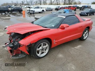 1998 Pontiac Firebird Formula z VIN 2G2FV22GXW2225815, wystawiony jako Copart lot #81240614 z przebiegiem 57 626 mil mil oraz Szkoda całkowita • Salvage title. Historia ofert i sprzedaży dostępna na DreamBid. Obrazek 1.
