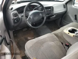2000 Ford F-150 XL z VIN 1FTRX17WXYNB88124, wystawiony jako Copart lot #43602225 z przebiegiem Nie podano mil oraz Szkoda całkowita • Salvage title. Historia ofert i sprzedaży dostępna na DreamBid. Obrazek 8.