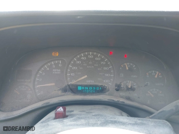 2002 Chevrolet Silverado 2500HD LS with VIN 1GCHK23U82F237150, listed as a IAAI auction lot 41918083 with 173,724 mi miles. Bid and sale history available at carsss.com. Image 7.