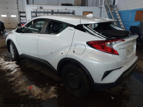 2019 Toyota C-HR XLE z VIN NMTKHMBX8KR087809, wystawiony jako IAAI lot #41540788 z przebiegiem 55 691 mil mil oraz . Historia ofert i sprzedaży dostępna na DreamBid. Obrazek 3.