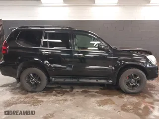 2007 Lexus GX 470 with VIN JTJBT20X070129274, listed as a IAAI auction lot 41706174 with 121,481 mi miles. Bid and sale history available at carsss.com. Image 13.