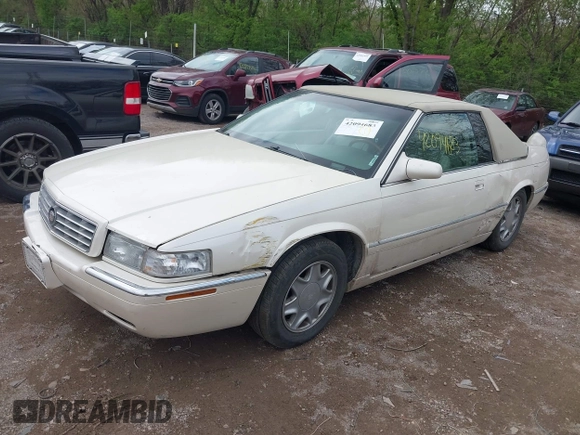 2002 Cadillac Eldorado ESC with VIN 1G6EL12Y92B100940, listed as a IAAI auction lot 42094683 with 146,859 mi miles. Bid and sale history available at carsss.com. Image 2.