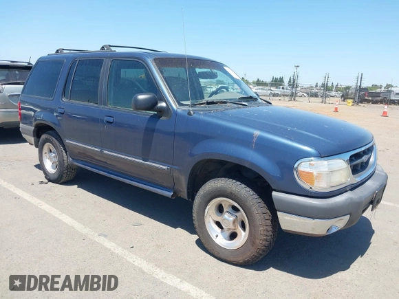 1999 Ford Explorer XLT z VIN 1FMDU34EXXZA79739, wystawiony jako IAAI lot #42353736 z przebiegiem 377 224 mil mil oraz . Historia ofert i sprzedaży dostępna na DreamBid. Obrazek 1.