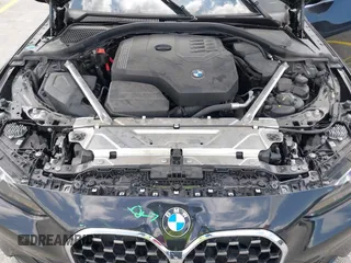 2024 BMW 4 Series 430i z VIN WBA23AT06RCP83691, wystawiony jako IAAI lot #42318871 z przebiegiem 31 615 mil mil oraz . Historia ofert i sprzedaży dostępna na DreamBid. Obrazek 10.