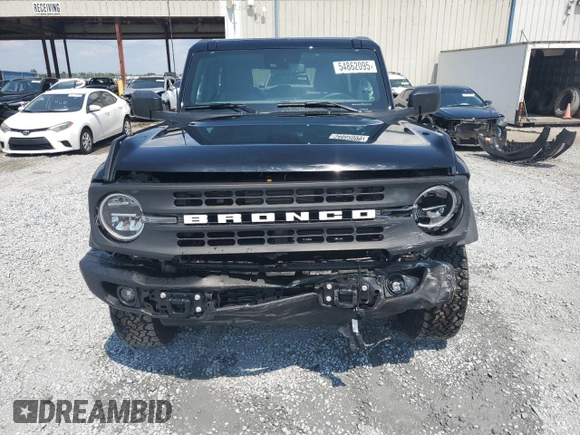 2024 Ford Bronco z VIN 1FMDE1AP7RLB23029, wystawiony jako Copart lot #54862095 z przebiegiem 4 021 mil mil oraz Szkoda całkowita • Salvage title. Historia ofert i sprzedaży dostępna na DreamBid. Obrazek 5.