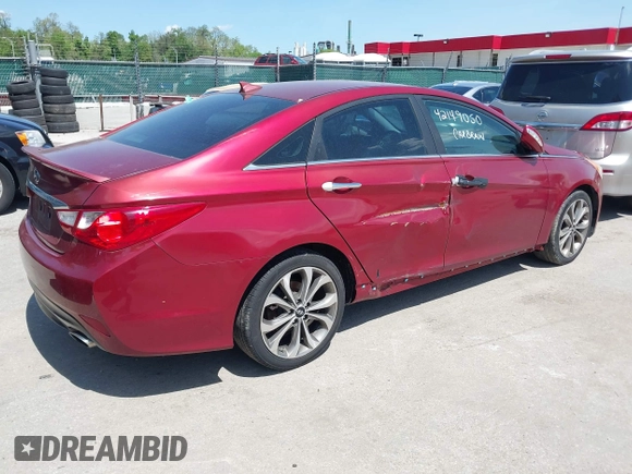 2014 Hyundai Sonata SE with VIN 5NPEC4AC6EH812605, listed as a IAAI auction lot 42149050 with 122,867 mi miles and . Bid and sale history available at DreamBid. Image 4.