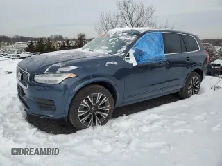 2022 Volvo XC90 Momentum with VIN YV4A22PK5N1829937, listed as a Copart auction lot 87723975 with 41,884 mi miles and Salvage Title. Bid and sale history available at carsss.com. Image 1.