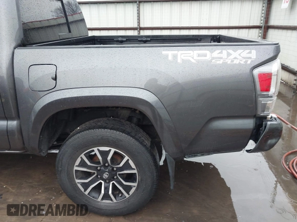 2020 Toyota Tacoma SR5 with VIN 5TFCZ5AN1LX227753, listed as a IAAI auction lot 41543939 with 35,860 mi miles and . Bid and sale history available at DreamBid. Image 19.