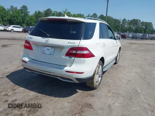 2013 Mercedes-Benz M 350 z VIN 4JGDA5HB0DA108177, wystawiony jako IAAI lot #42295466 z przebiegiem 161 232 mil mil oraz . Historia ofert i sprzedaży dostępna na DreamBid. Obrazek 4.