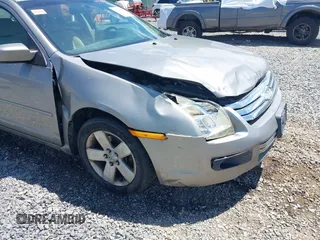 2008 Ford Fusion SE with VIN 3FAHP07198R212491, listed as a IAAI auction lot 39970757 with 258,676 mi miles. Bid and sale history available at carsss.com. Image 6.