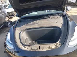2021 Tesla Model Y Performance with VIN 5YJYGDEF1MF092889, listed as a IAAI auction lot 42076715 with 48,373 mi miles and . Bid and sale history available at DreamBid. Image 10.