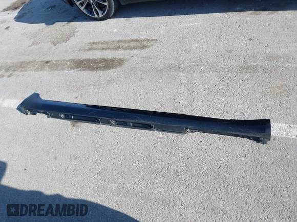 2009 Lexus LS 460 with VIN JTHCL46F495003778, listed as a IAAI auction lot 42111546 with Not Provided miles and . Bid and sale history available at DreamBid. Image 11.