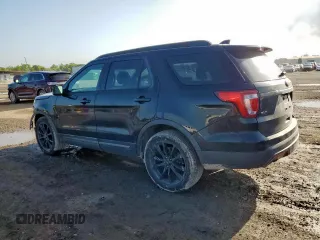 2017 Ford Explorer XLT z VIN 1FM5K7D88HGD96198, wystawiony jako Copart lot #64173105 z przebiegiem 137 081 mil mil oraz Szkoda całkowita • Salvage title. Historia ofert i sprzedaży dostępna na DreamBid. Obrazek 2.